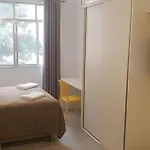 Studio Em Copacabana Menos De 100 Metros Da Praia