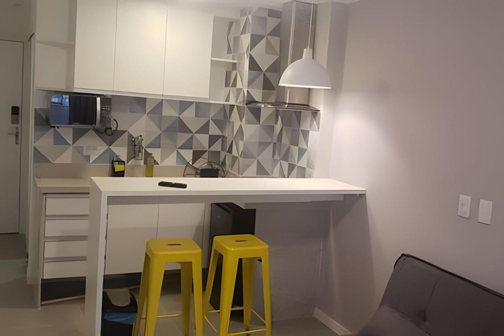 Apartamento Em Copacabana Menos De 100 Metros Da
